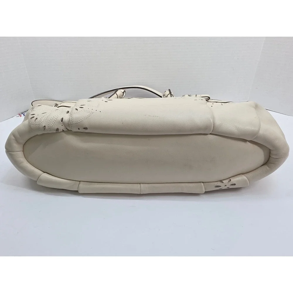 Coach Madison Tossed Laser Lindsay Satchel White B1282-19624 Hobo Shoulder Bag